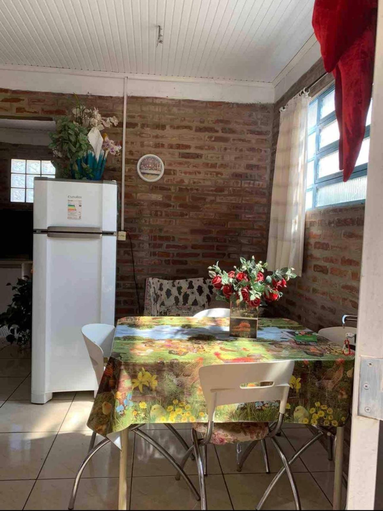 Hospedagem Da Dona Carla Canela Exteriör bild